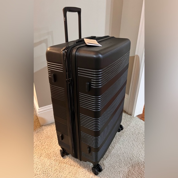 Calpak Bags Last Chancecalpak 28 Spinner Suitcase Hardside
